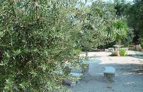 בית חווה Masseria Asciano אוסטוני